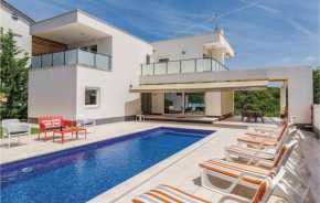 Holiday home Pula 35